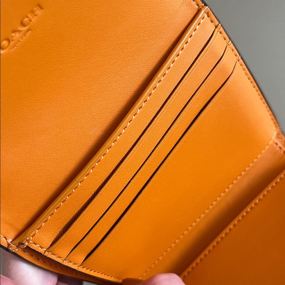 Coach Small Wyn Wallet / Papaya - Picture 13 of 14